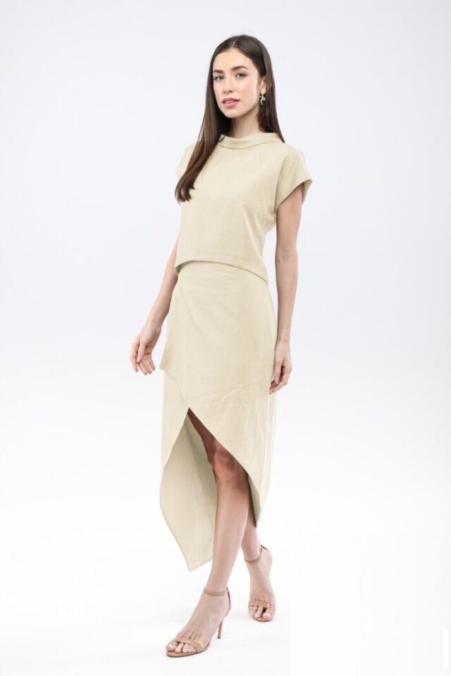 Short Sleeve Stand Collar Top - Image 3