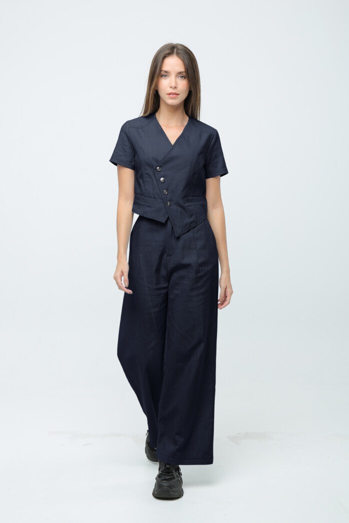 Chic Angler Crop Blazer Top