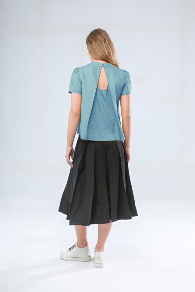 Luna Pleated Button Top - Image 3