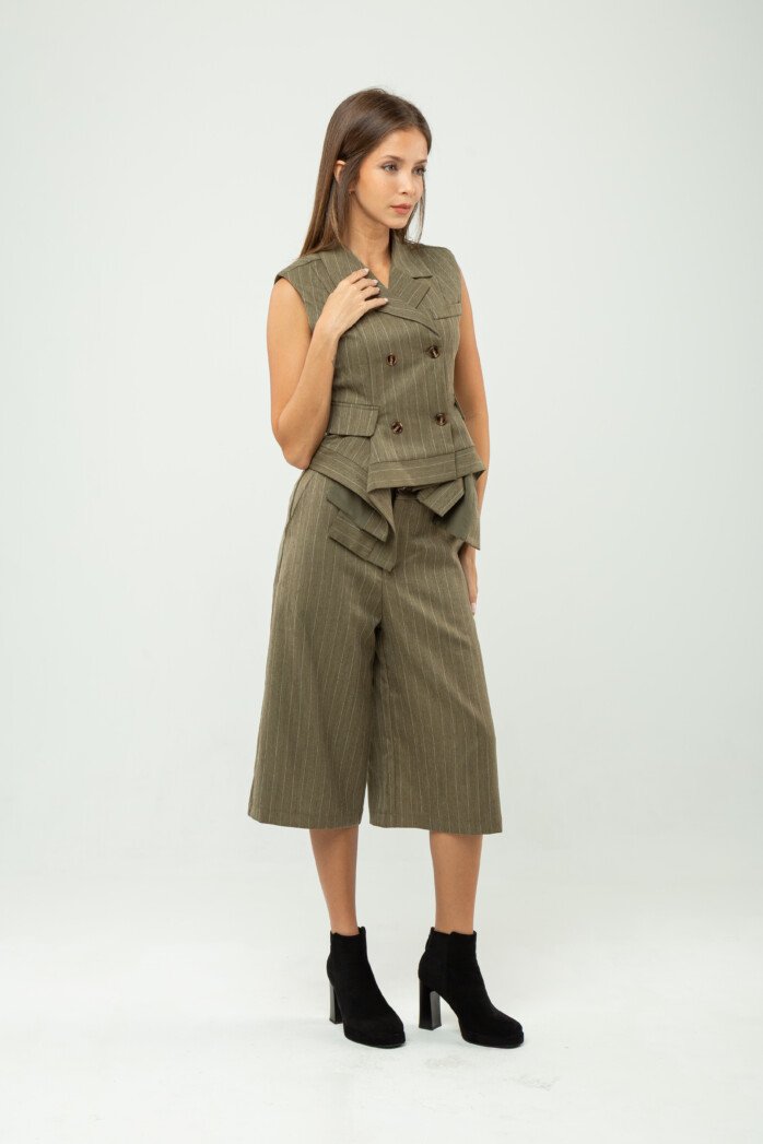 Elegant Commuter Gaucho Pants - Image 3